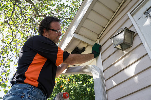 Best Garage Cleanout  in Fair Haven, NY